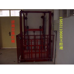 “二輪牽引式升降機(jī)哪家質(zhì)量好”---濟(jì)南忠燕機(jī)械制造有限公司，專業(yè)生產(chǎn)銷售二輪牽引式升降機(jī) ！