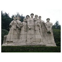 商丘人物雕塑設(shè)計——河南精湛的人物雕塑供應(yīng)
