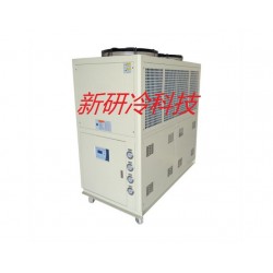 YL-20AD新研冷冷水機的什么？